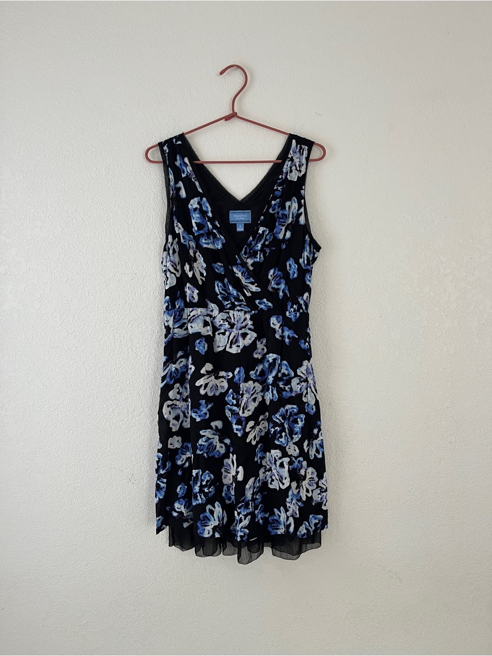 Vera Wang Watercolor Floral V-Neck Dress
